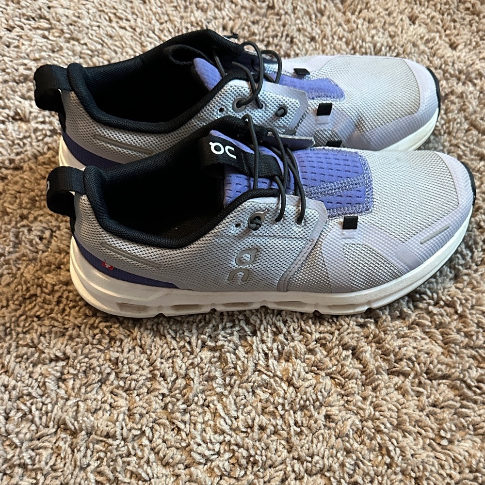 On Cloud Sky Youth Running Kids Sneakers